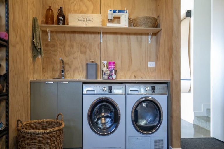 Photo of property in 13 Rangitahi Road, Raglan, 3225