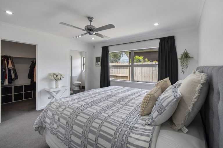 Photo of property in 14 Millbrook Place, Ashhurst, 4810