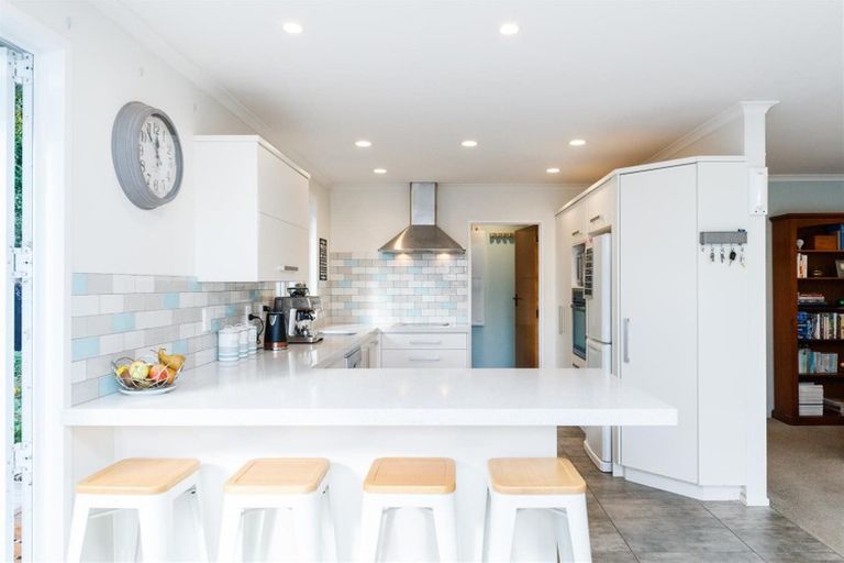 Photo of property in 6 Just Place, West End, Palmerston North, 4410