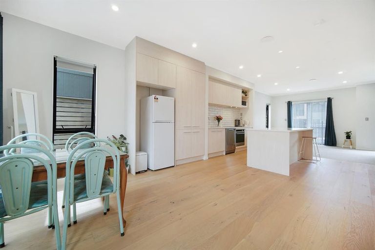 Photo of property in 20 Mahalo Avenue, Wiri, Auckland, 2104