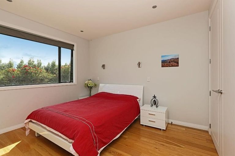 Photo of property in 264 Puketapu Road, Taradale, Napier, 4183