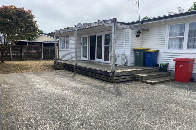 Photo of property in 39a Harrington Road, Henderson, Auckland, 0610