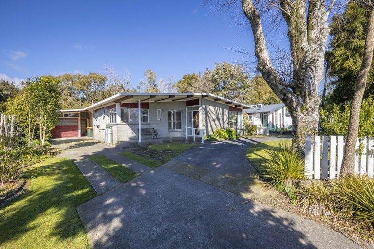 Photo of property in 9 Tawa Street, Inglewood, 4330
