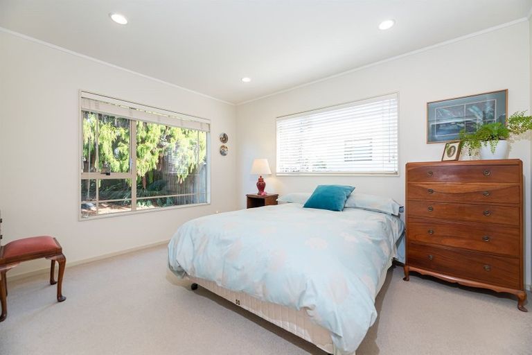 Photo of property in 1/13 Quebec Road, Milford, Auckland, 0620