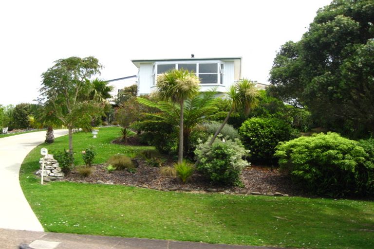 Photo of property in 29 Everard Avenue, Army Bay, Whangaparaoa, 0930