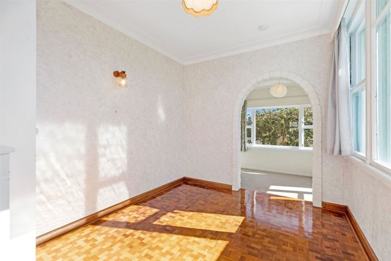 Photo of property in 173 Ngatai Road, Otumoetai, Tauranga, 3110
