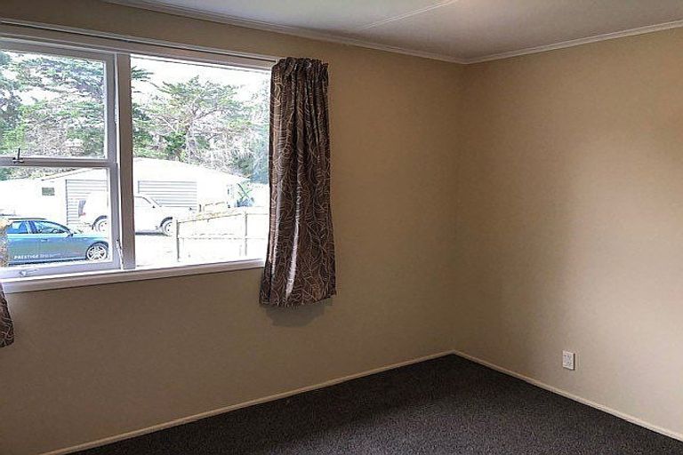 Photo of property in 1102 Kaipara Coast Highway, Kaukapakapa, 0873