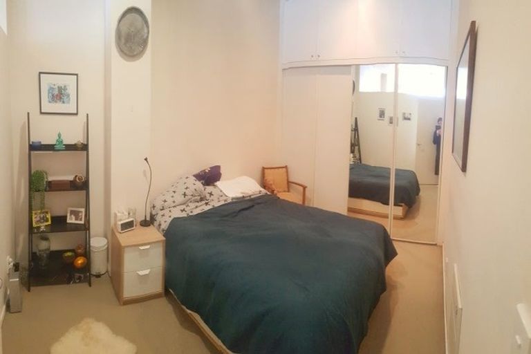 Photo of property in Edward Street Apartments, 21/3 Edward Street, Te Aro, Wellington, 6011