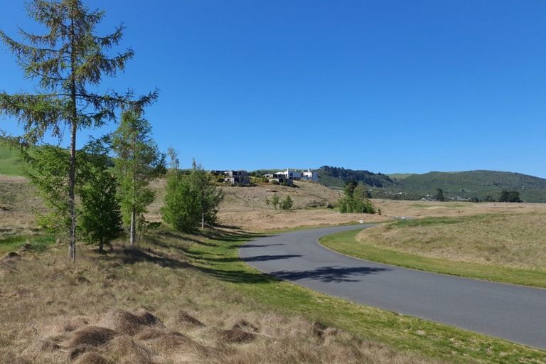 Photo of property in 20 The Fairways, Kinloch, Taupo, 3377