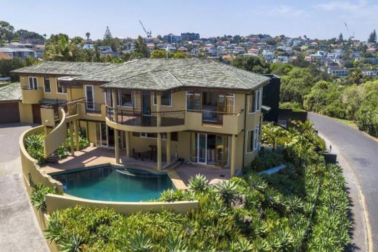 Photo of property in 96 Paritai Drive, Orakei, Auckland, 1071