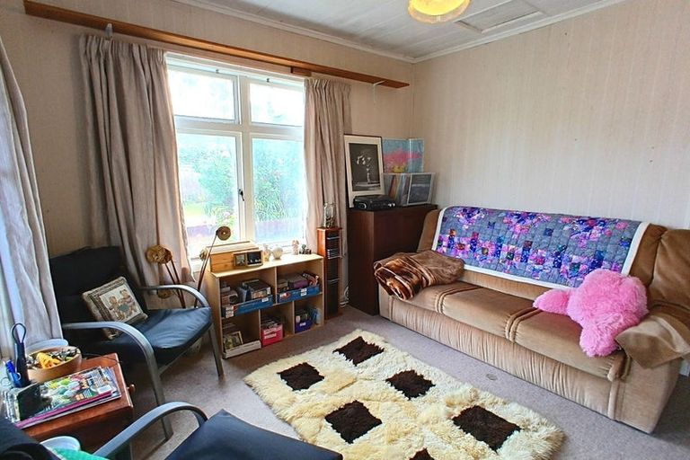 Photo of property in 627 Queen Sh25 Street, Thames, 3500