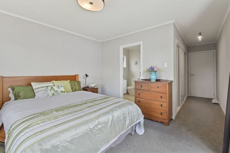 Photo of property in 13 Mareretu Avenue, Patumahoe, Pukekohe, 2679