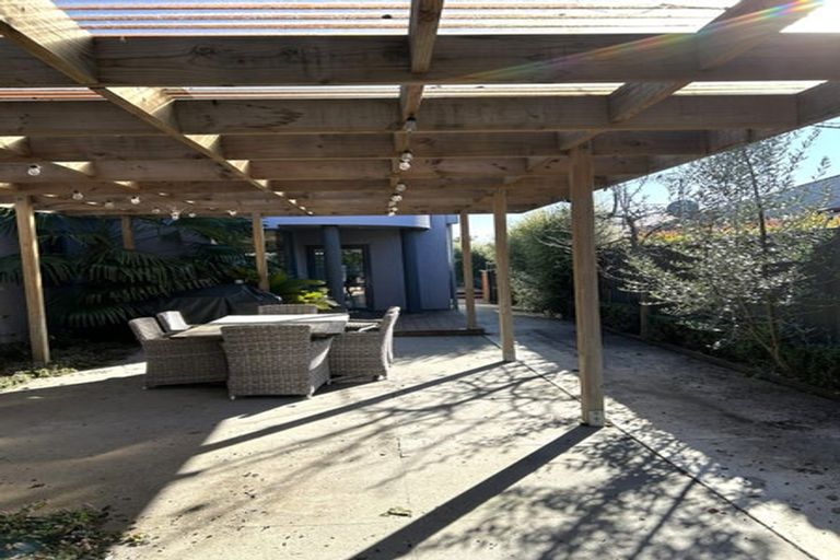 Photo of property in 14 Scott Place, Havelock North, 4130