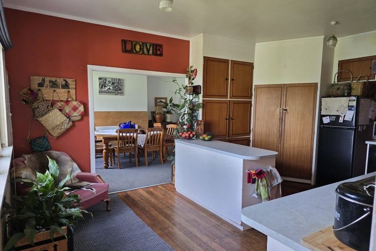 Photo of property in 102 Putiki Drive, Putiki, Whanganui, 4500