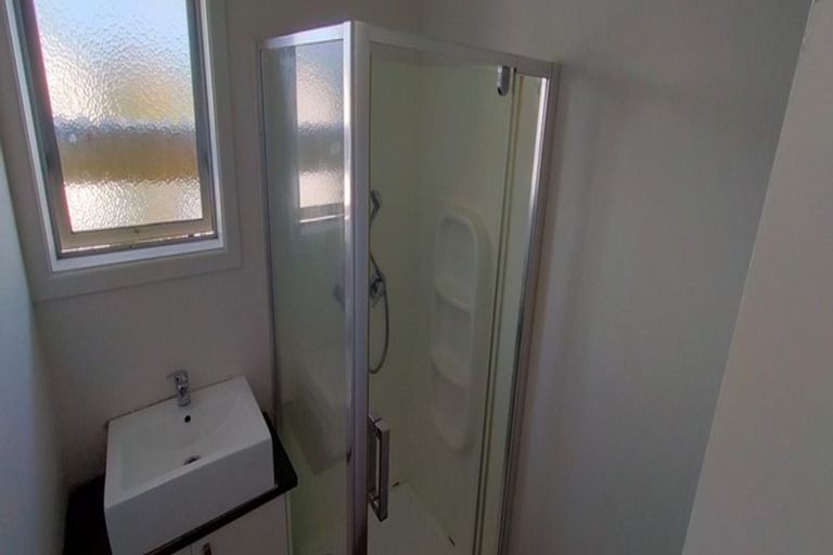 Photo of property in 130 Tennessee Avenue, Mangere East, Auckland, 2024