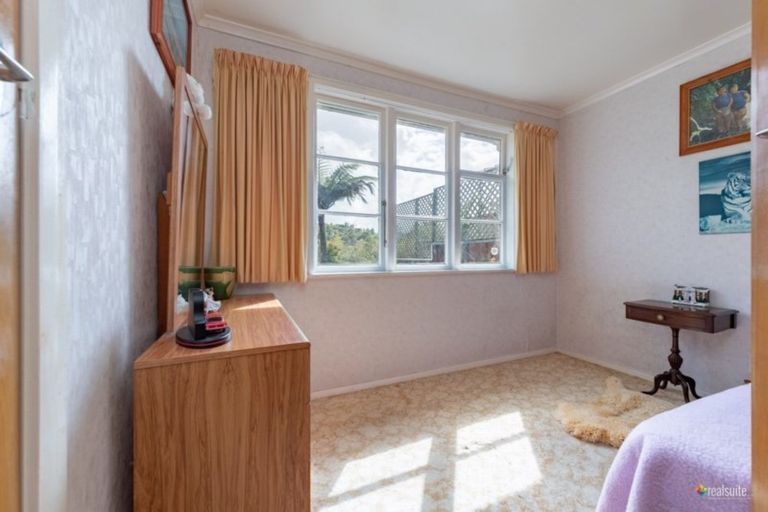 Photo of property in 28 Foster Crescent, Belmont, Lower Hutt, 5010