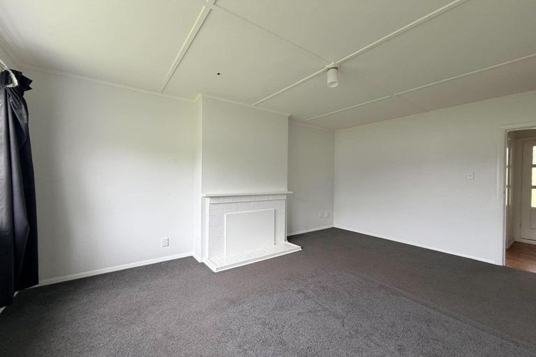 Photo of property in 28 Judd Crescent, Naenae, Lower Hutt, 5011