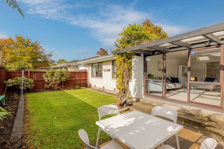 Photo of property in 42 Parkstone Avenue, Ilam, Christchurch, 8041