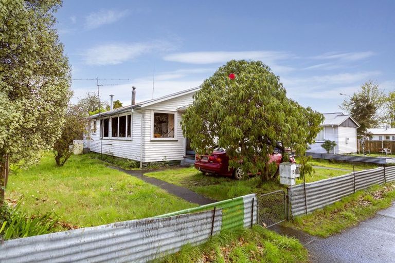 Photo of property in 75 Te Rangitautahanga Road, Turangi, 3334