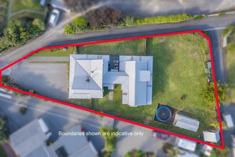Photo of property in 12 Kew Grove, Raumati Beach, Paraparaumu, 5032