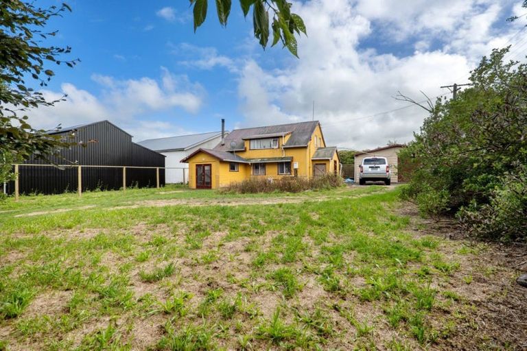 Photo of property in 79 South Road, Manaia, 4612