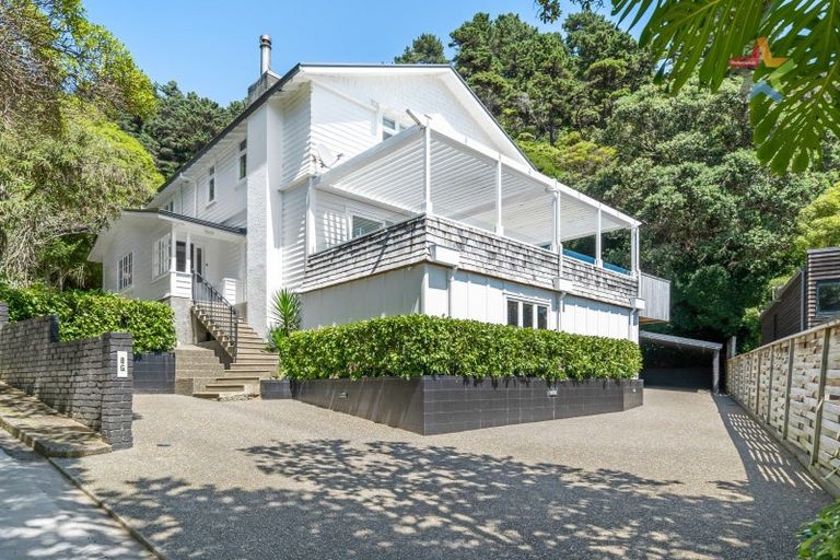 Photo of property in 8g Tawa Street, Eastbourne, Lower Hutt, 5013