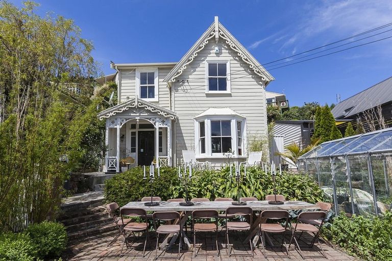 Photo of property in 18 Saint Davids Street, Lyttelton, 8082