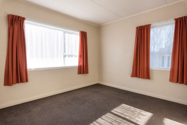 Photo of property in 48 Wairau Road, Picton, 7220