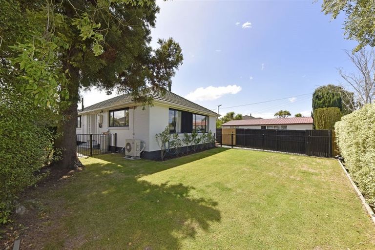 Photo of property in 9 Morrison Avenue, Northcote, Christchurch, 8052