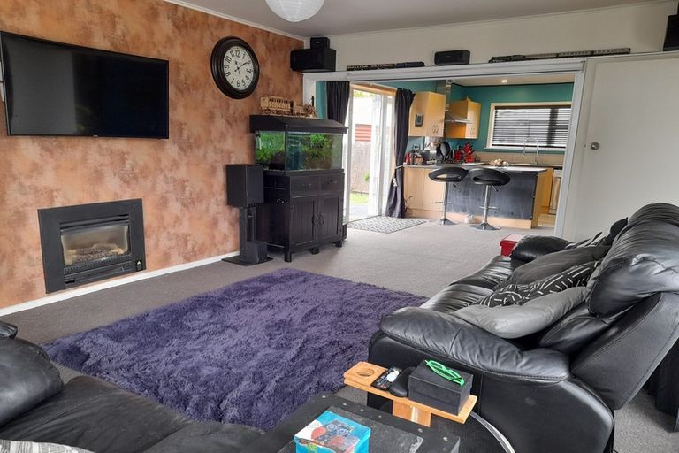 Photo of property in 23 Barclay Place, Burwood, Christchurch, 8061