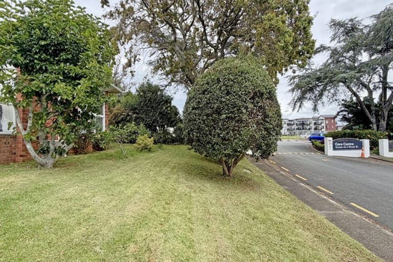 Photo of property in 5/13 Napoleon Avenue, Milford, Auckland, 0620