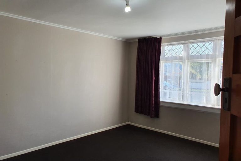 Photo of property in 8 Heretaunga Street, Petone, Lower Hutt, 5012