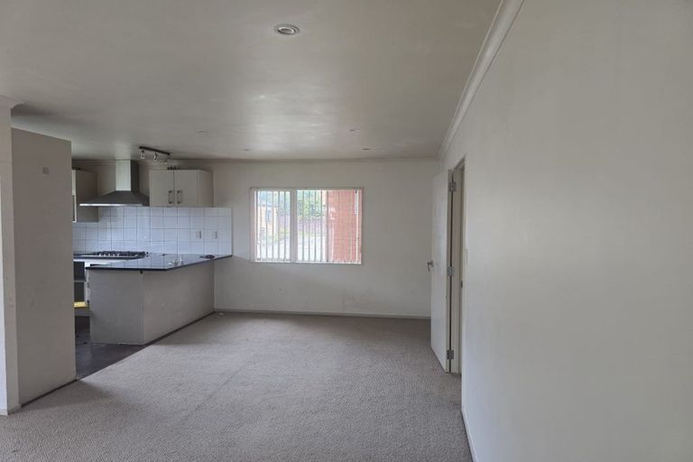 Photo of property in 49b Cambridge Terrace, Papatoetoe, Auckland, 2025