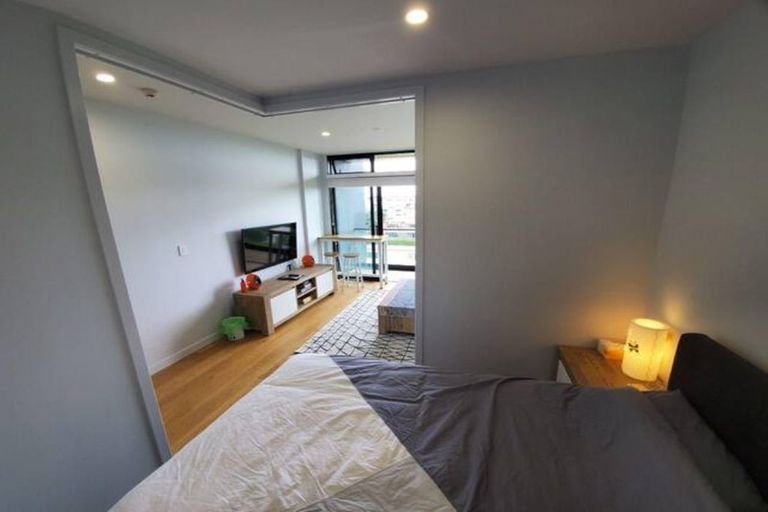 Photo of property in Frank Sargeson Apts, 306/74 Anzac Street, Takapuna, Auckland, 0622