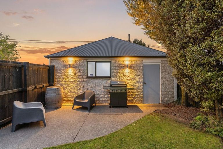 Photo of property in 35 Sabys Road, Halswell, Christchurch, 8025