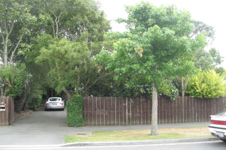 Photo of property in 33 Tomes Road, St Albans, Christchurch, 8052