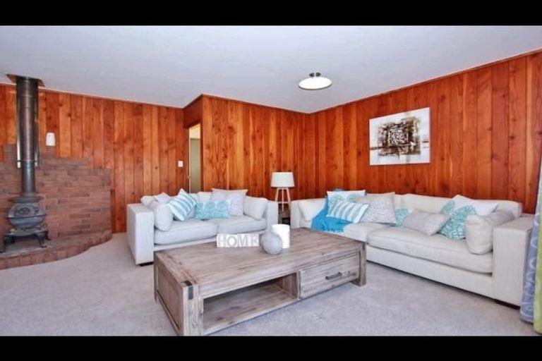 Photo of property in 1/89 Woodglen Road, Glen Eden, Auckland, 0602