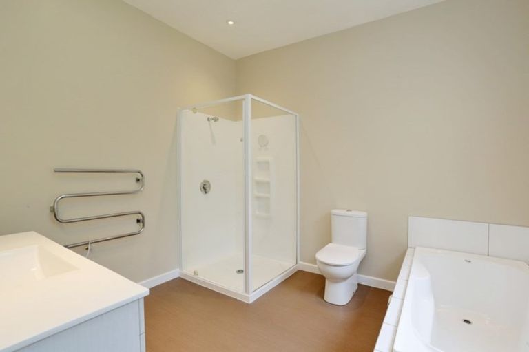 Photo of property in 11 Herriot Street, Richmond, Invercargill, 9810