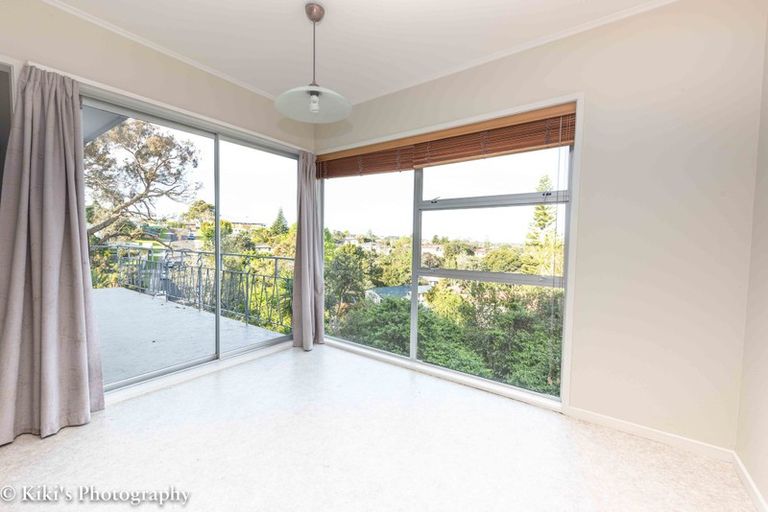 Photo of property in 19 Dunraven Place, Torbay, Auckland, 0630