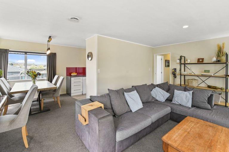 Photo of property in 6 Lorelei Place, Opaheke, Papakura, 2113