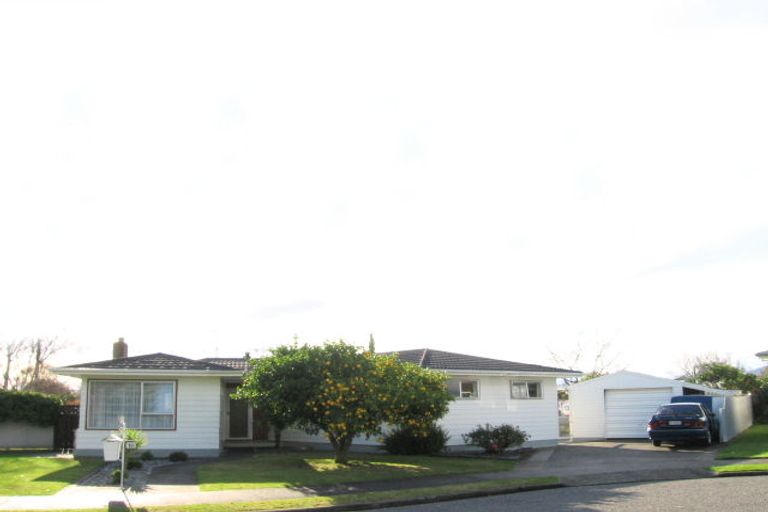 Photo of property in 10 Armour Place, Onekawa, Napier, 4110