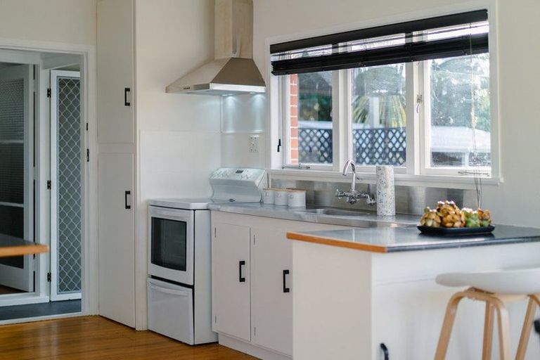 Photo of property in 23 Royston Street, Rosehill, Papakura, 2113