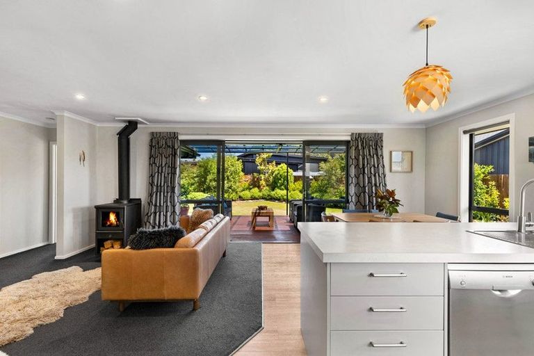 Photo of property in 13 Kingfisher Crescent, Albert Town, Wanaka, 9305