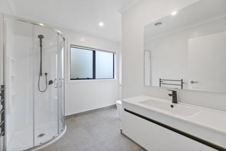 Photo of property in 1/54 Wellington Street, Howick, Auckland, 2014
