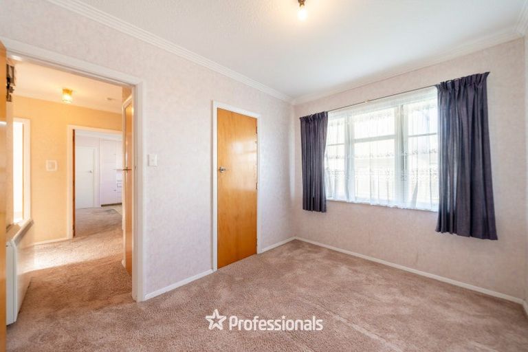 Photo of property in 46 Pine Avenue, Upper Hutt Central, Upper Hutt, 5018