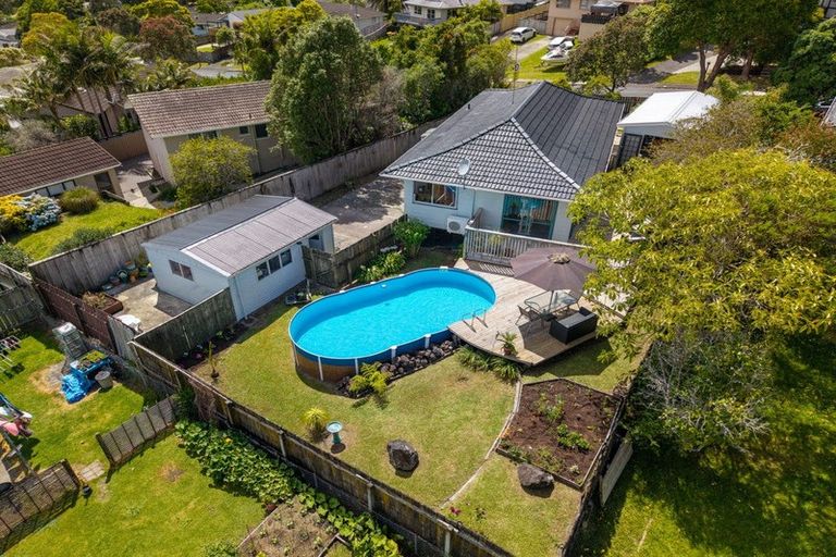 Photo of property in 4 Spinella Drive, Bayview, Auckland, 0629