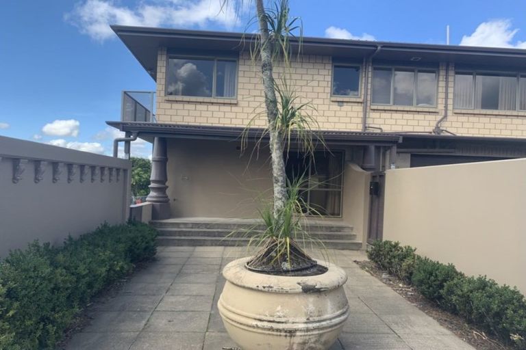 Photo of property in 631 Redoubt Road, Flat Bush, Auckland, 2019