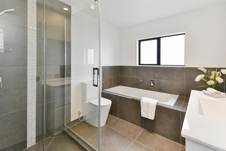 Photo of property in 24 Tawhiti Road, Pukekohe, 2120