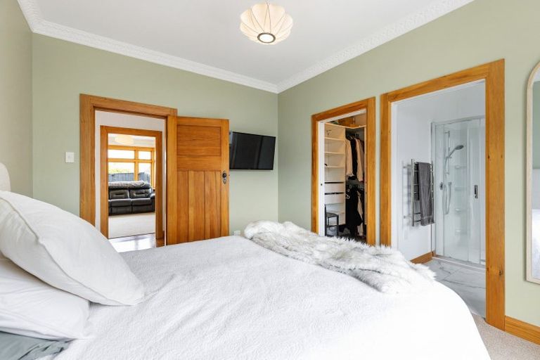 Photo of property in 2 Alma Place, Milson, Palmerston North, 4414