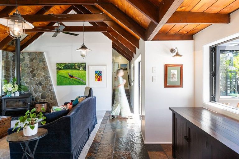 Photo of property in 531 Frankley Road, Hurworth, New Plymouth, 4371